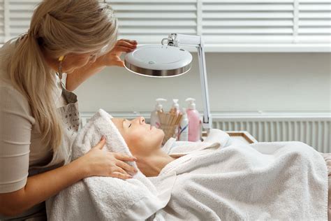 waxen hoorn|Behandelingen .